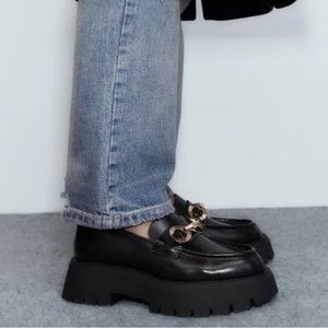 ZARA BLACK LOAFERS WITH TRACK SOLE AND CHAIN